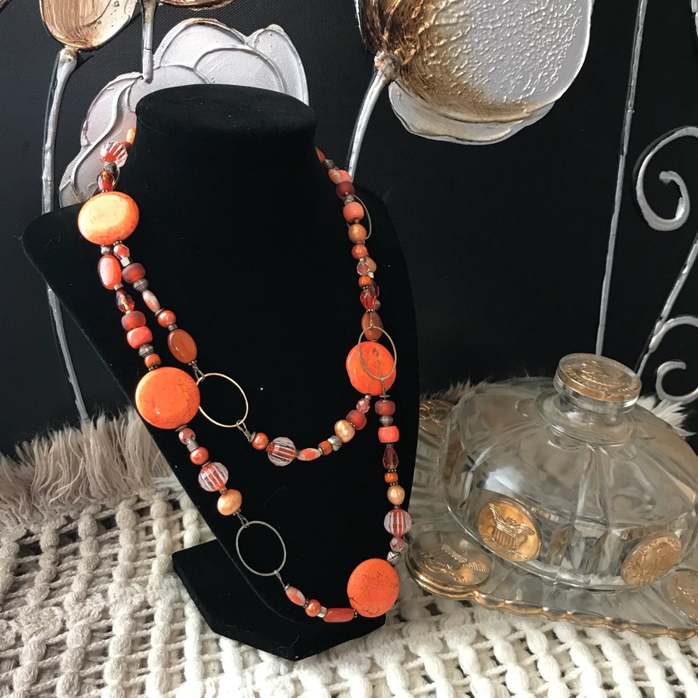 BEADED NECKLACE